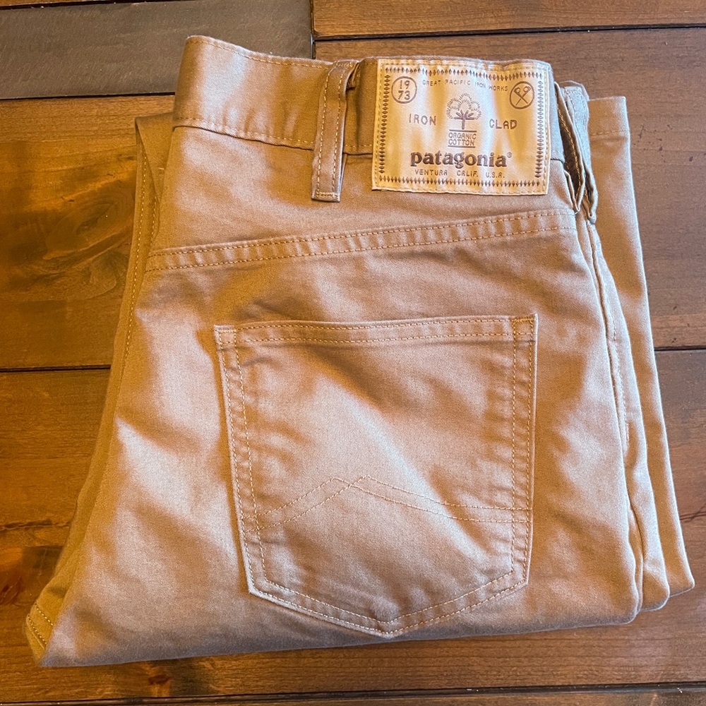 5 pairs of men’s size 30x32 pants